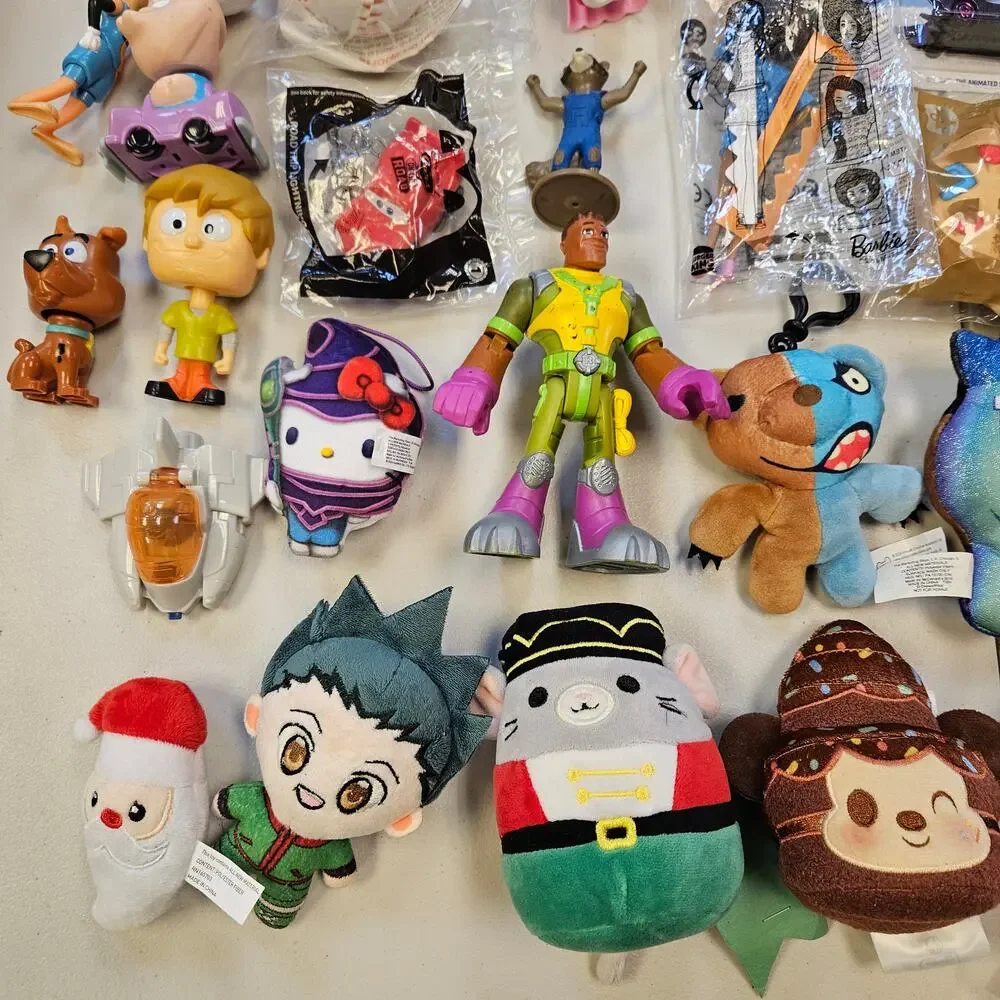 VINTAGE MCDONALDS HAPPY MEAL TOYS LOT TY BARBIE HOT WHEELS PLUSH FIGURES 90S 00S